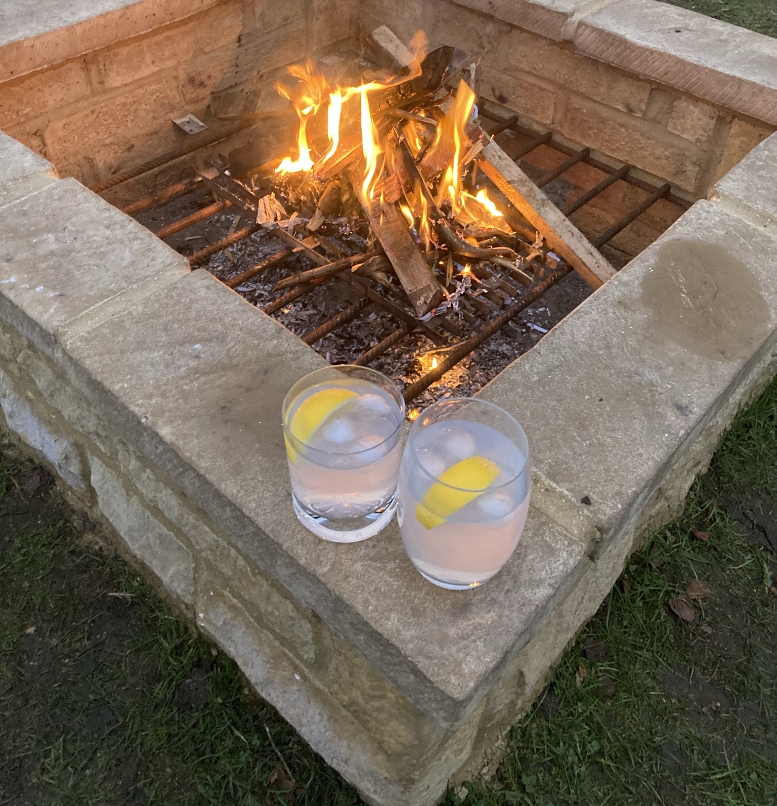 Fire pit with G&T